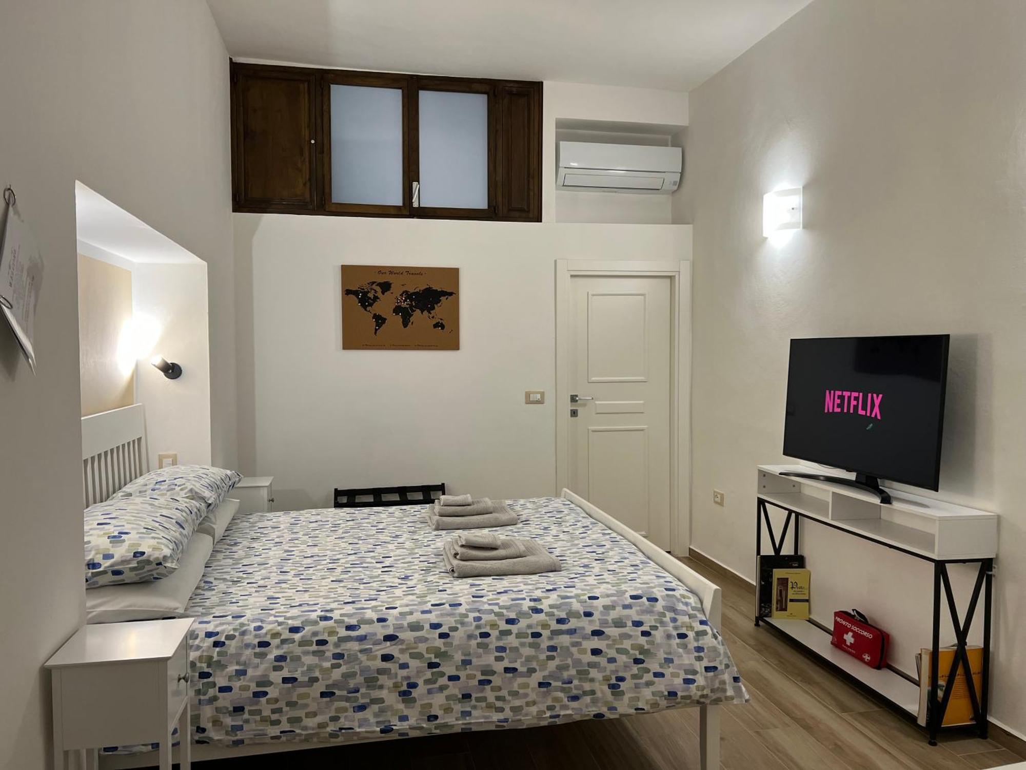 Al 106 Apartment Free Wi-Fi 5 Min Dalla Stazione 프라토 외부 사진