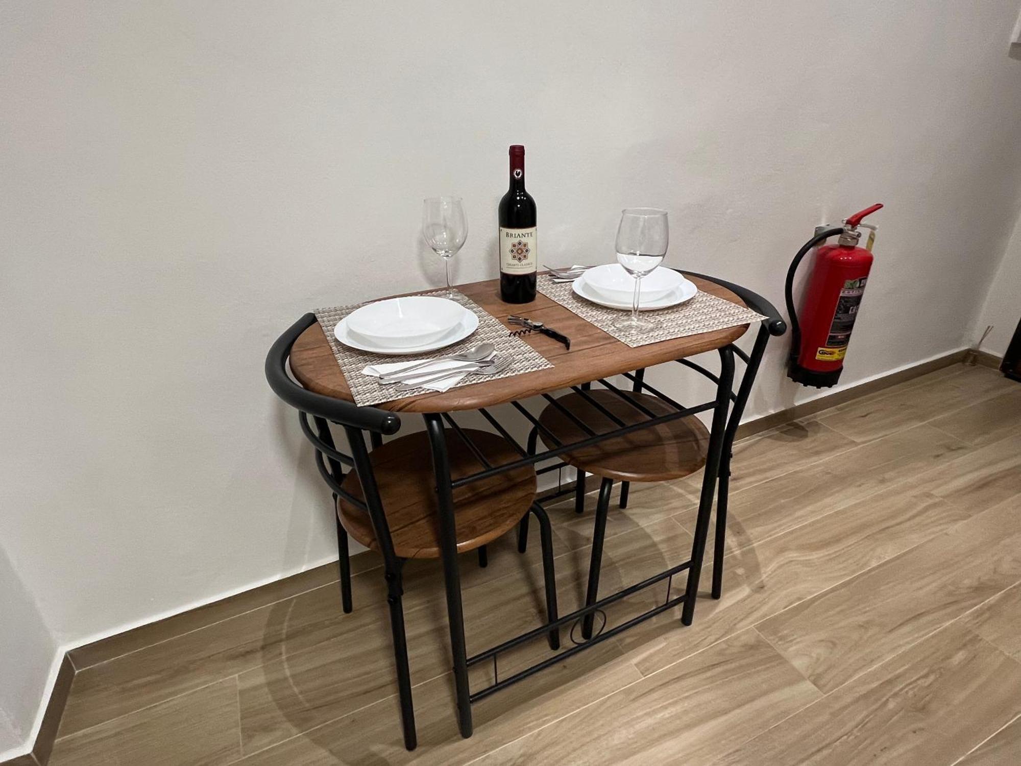 Al 106 Apartment Free Wi-Fi 5 Min Dalla Stazione 프라토 외부 사진